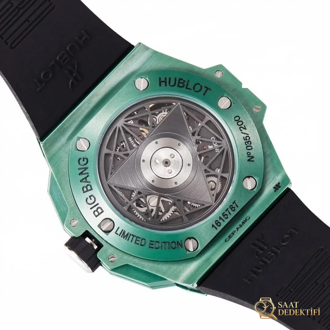 BBF Factory Hublot Big Bang Tattoo İkinci Nesil Yeşil Seramik: İşçilik Detayları Bir Bakışta Replika mı? - Fosfor ve Super-LumiNova Gece Görünümü