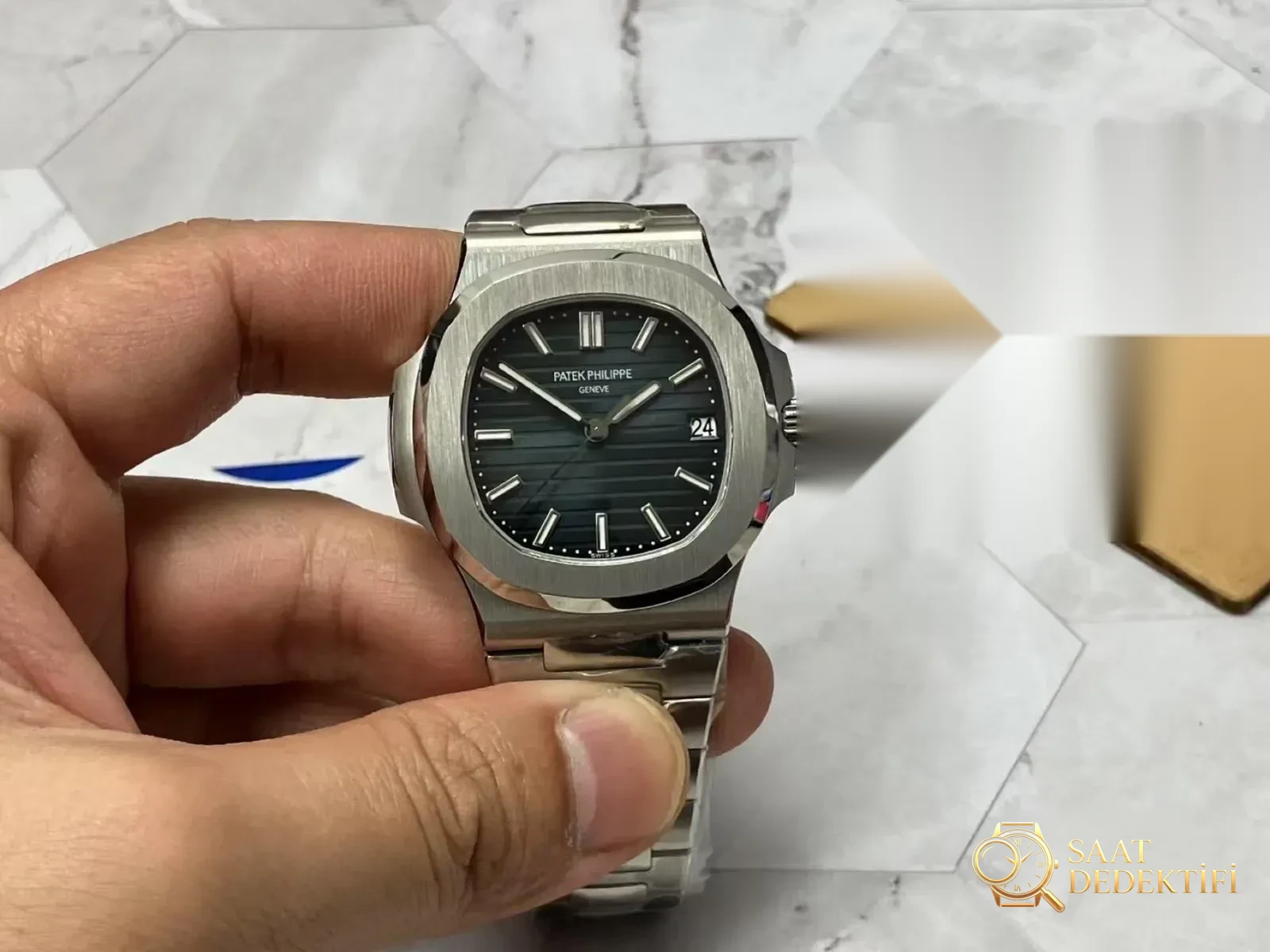 Patek Philippe Nautilus 5711 3K Factory İncelemesi - Ön Görünüm ve Kasa Tasarımı