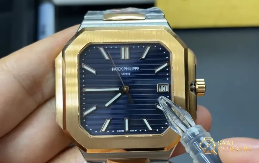 Patek Philippe Cubitus 5821 Finestra della data