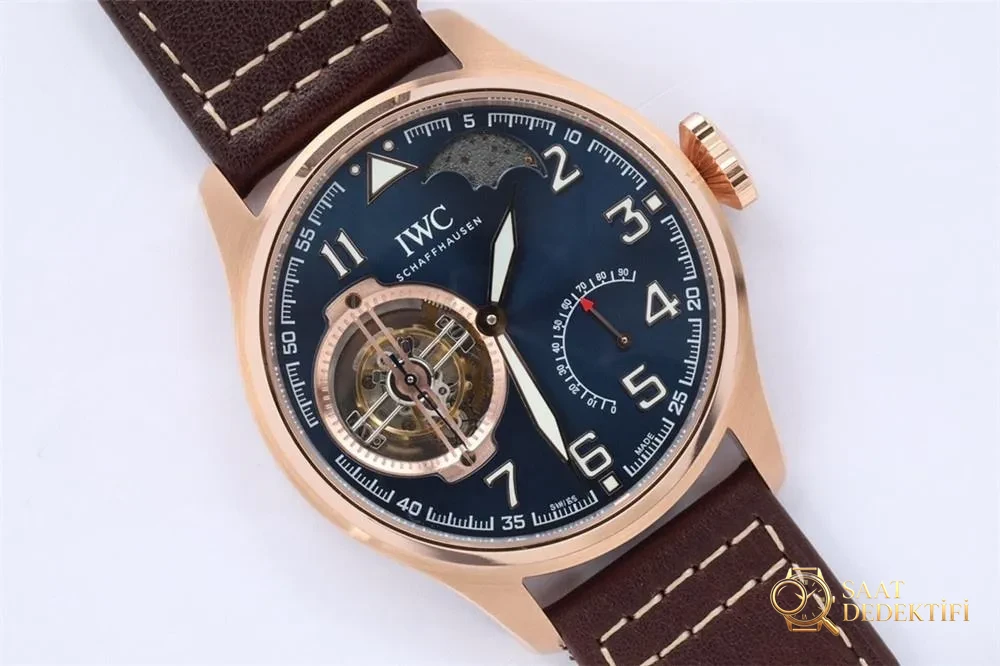 BBR Factory IWC Küçük Prens Pilot Serisi IW590303 Tourbillon Replika Saat, Rose Gold Renk - Makro Kadran ve İndeks İşçiliği