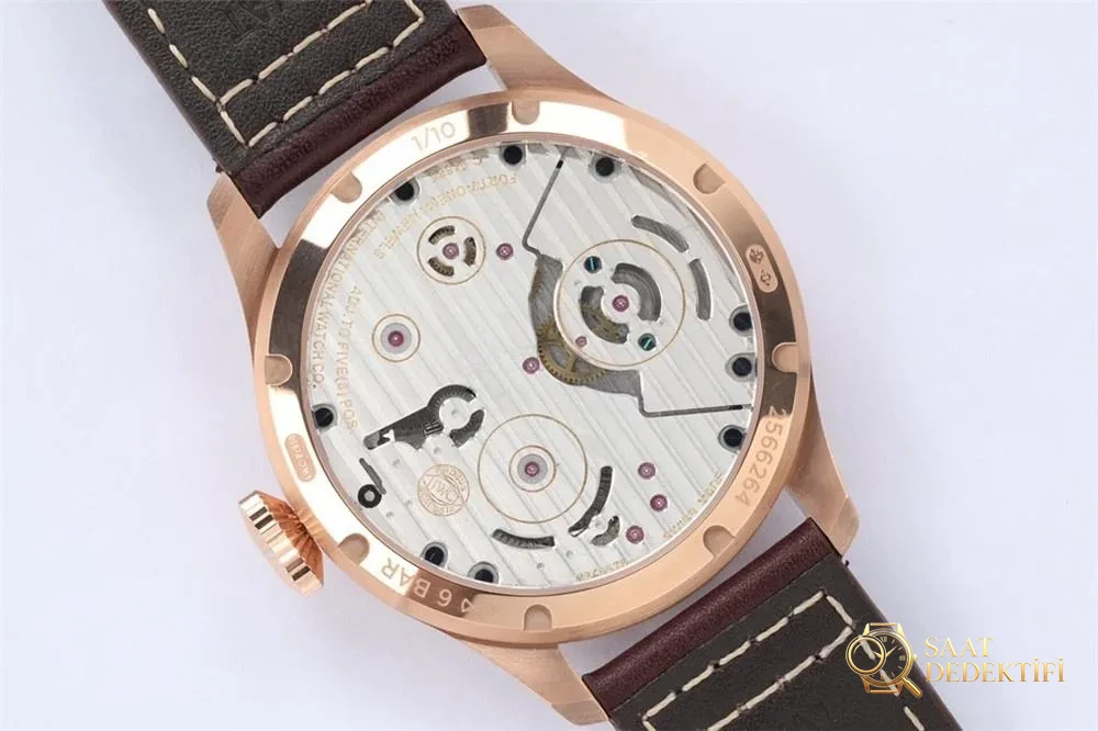 BBR Factory IWC Küçük Prens Pilot Serisi IW590303 Tourbillon Replika Saat, Rose Gold Renk - Fosfor ve Super-LumiNova Gece Görünümü
