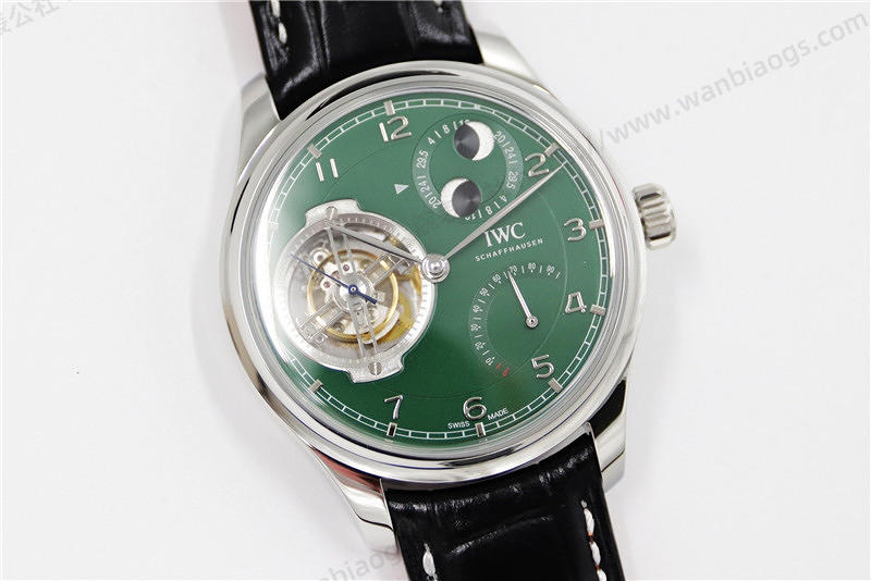 BBR Factory IWC Little Prince Pilot Constant-Force Tourbillon işçilik incelemesi — 1. fotoğraf