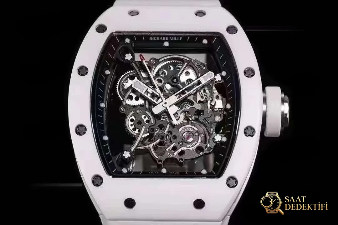 BBR Factory Richard Mille RM055 Beyaz Seramik, Tek Parça Mekanizma, Balans Çarkı Gerçekten Çalışıyor - Kasa Profili ve Kurma Kolu İncelemesi