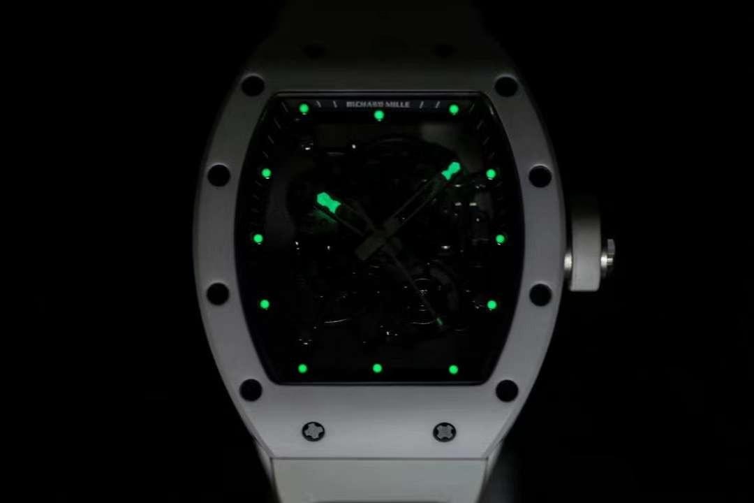 BBR Factory Richard Mille RM055 Beyaz Seramik, Tek Parça Mekanizma, Balans Çarkı Gerçekten Çalışıyor — 10. fotoğraf