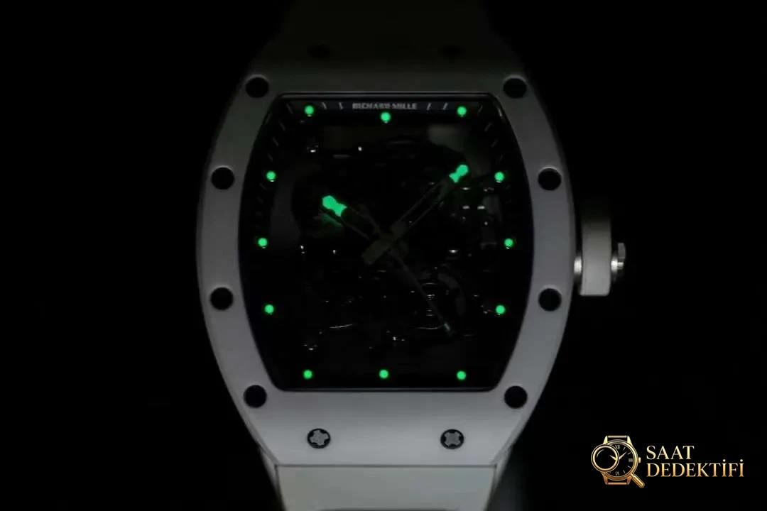 BBR Factory Richard Mille RM055 Beyaz Seramik, Tek Parça Mekanizma, Balans Çarkı Gerçekten Çalışıyor - Mekanizma Zemberek ve Balans Detayı