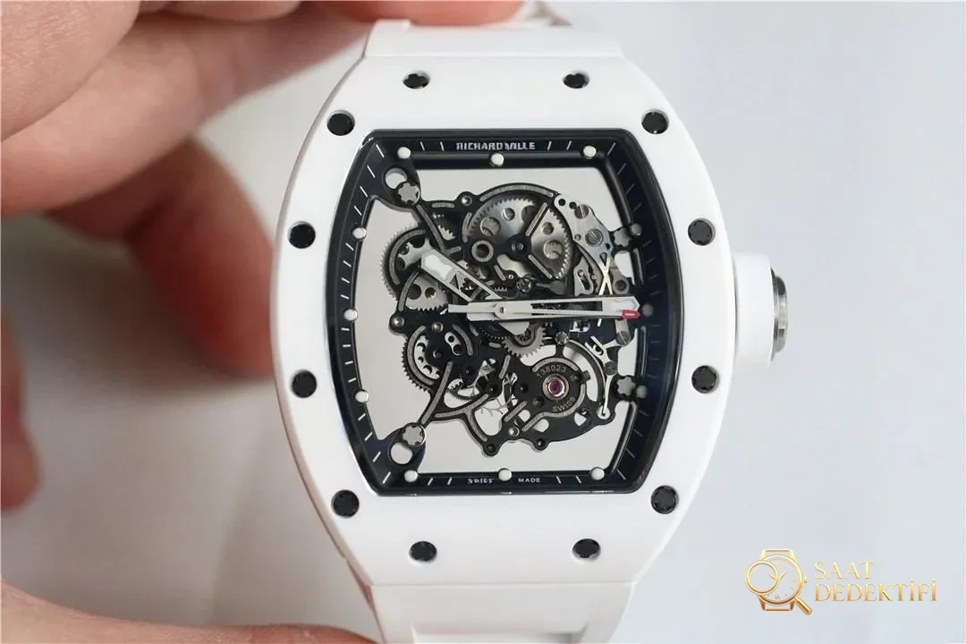 Richard Mille RM055 ZF Factory İncelemesi - Ön Görünüm ve Kasa Tasarımı