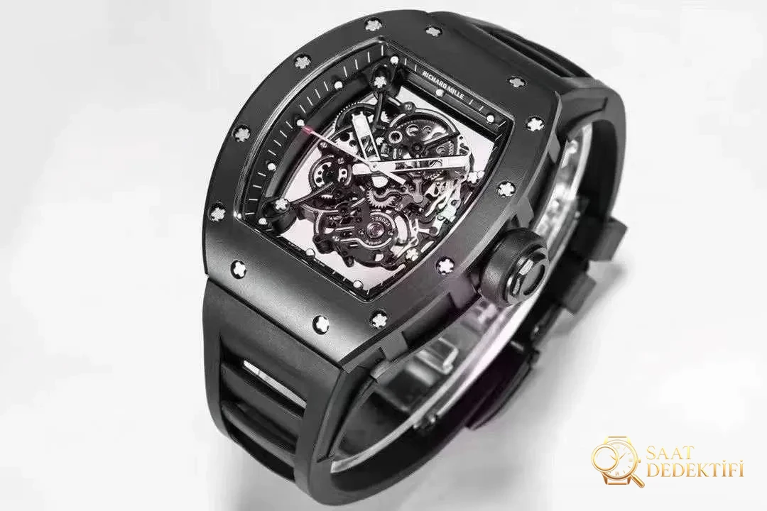 BBR Factory Richard Mille RM055 Siyah Seramik, Entegre Mekanizma, Balans Çarkı Gerçekten Hareketli - Kasa Profili ve Kurma Kolu İncelemesi