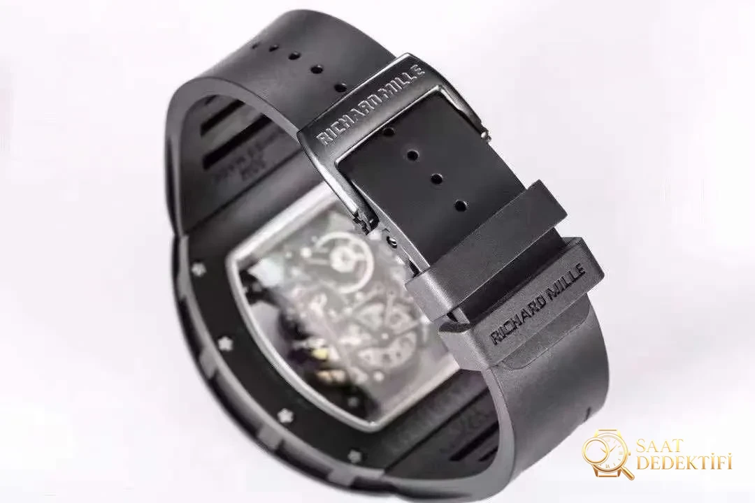 BBR Factory Richard Mille RM055 Siyah Seramik, Entegre Mekanizma, Balans Çarkı Gerçekten Hareketli - Fosfor ve Super-LumiNova Gece Görünümü