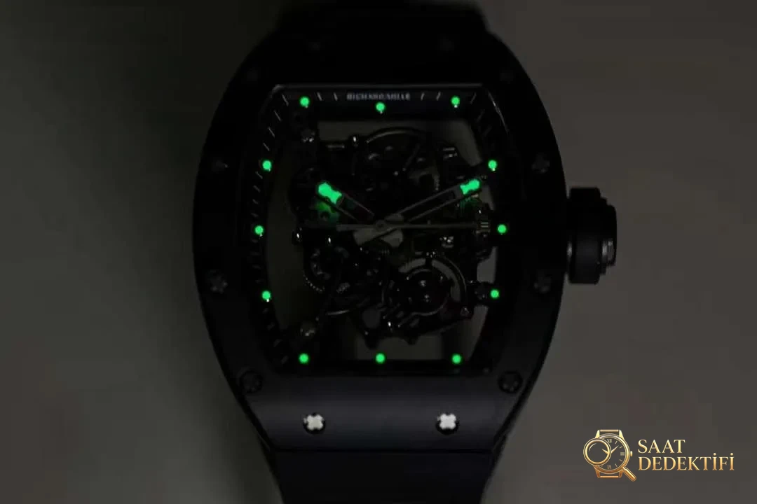 BBR Factory Richard Mille RM055 Siyah Seramik, Entegre Mekanizma, Balans Çarkı Gerçekten Hareketli - Mekanizma Zemberek ve Balans Detayı