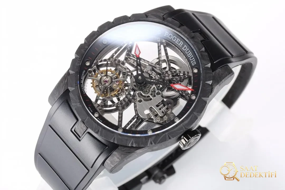 BBR Factory Roger Dubuis 0577 Tourbillon V4 sürümünde neler geliştirildi? - Tepe Koruması ve Ayar Fonksiyonu