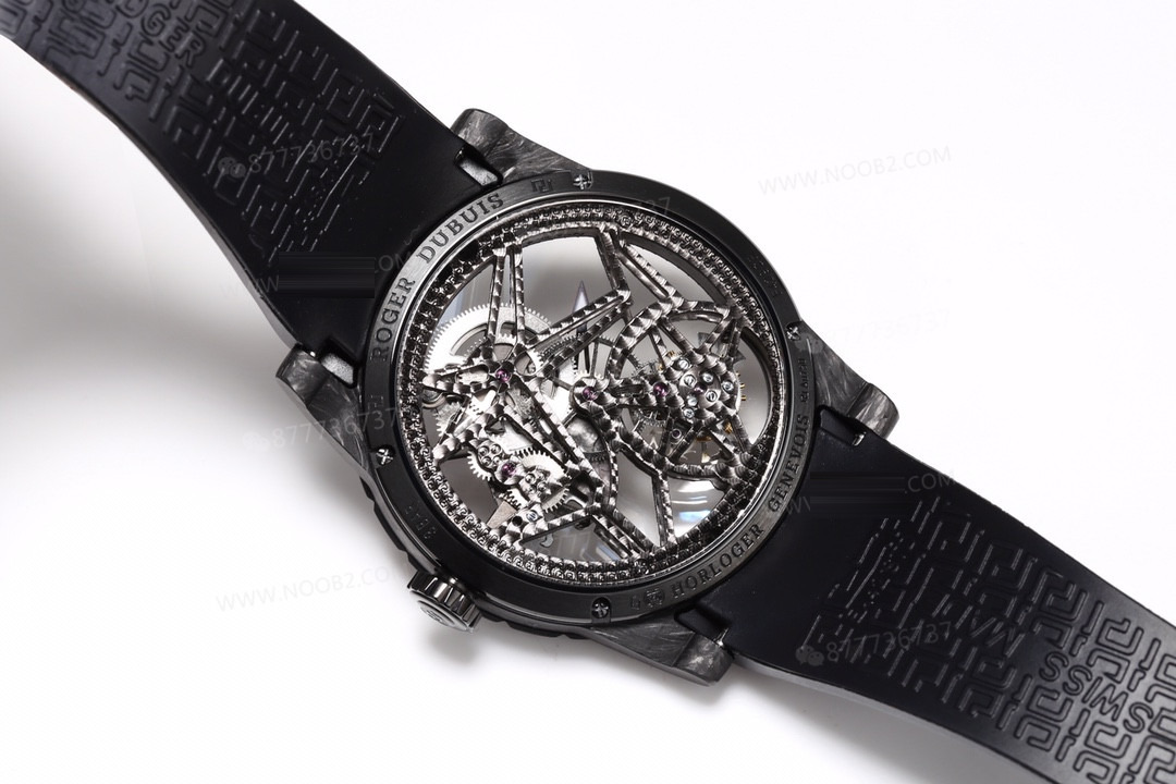 BBR Factory Roger Dubuis 0577 Tourbillon V4 sürümünde neler geliştirildi? — 19. fotoğraf