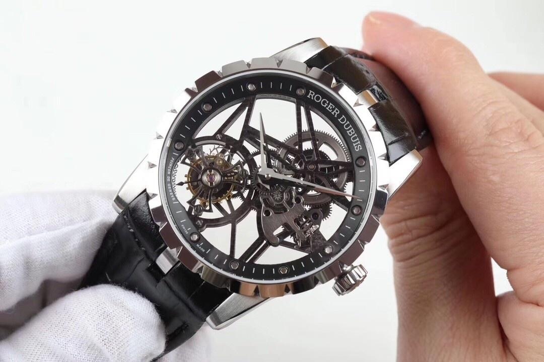 BBR Factory V3 versiyon Roger Dubuis Kral serisi RDDBEX0393 tourbillon replika saatinde neler yükseltildi? — 10. fotoğraf