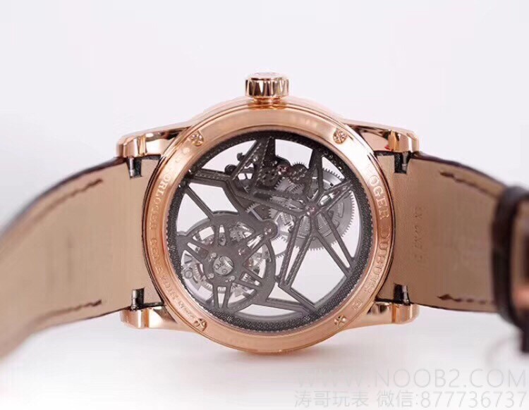 BBR Factory V3 versiyon Roger Dubuis Kral serisi RDDBEX0393 tourbillon replika saatinde neler yükseltildi? — 22. fotoğraf