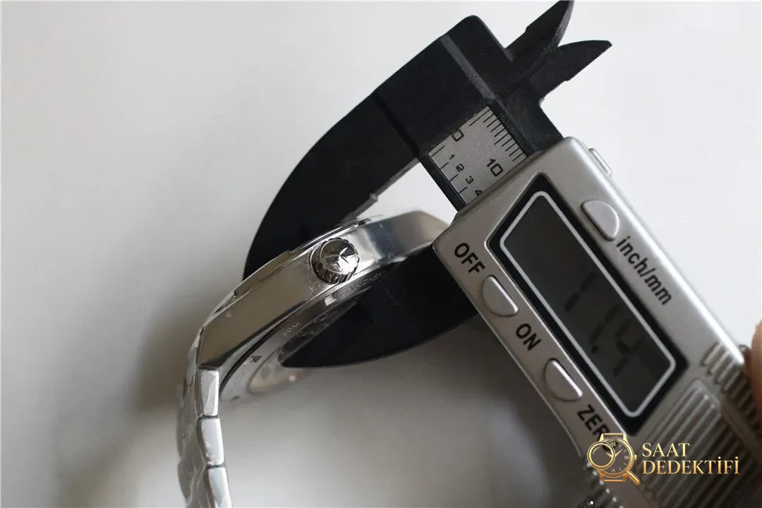 BBR Factory Vacheron Constantin Overseas Tourbillon kalitesi nasıl? - Klips Kilidi ve Lazer Damgalar