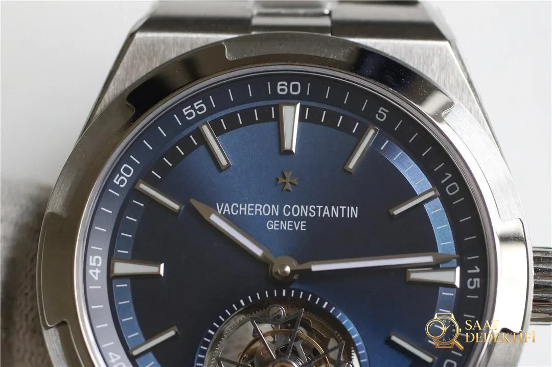 BBR Factory Vacheron Constantin Overseas Tourbillon kalitesi nasıl? - Fosfor ve Super-LumiNova Gece Görünümü