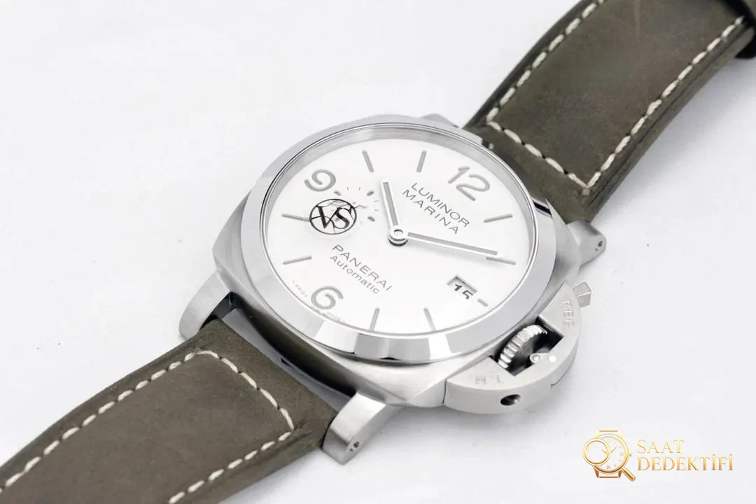 Beyaz Prens: VS Factory Panerai 1314 Saat İncelemesi - Arka Kapak ve Mekanizma Detayı
