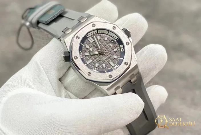BF Factory Audemars Piguet AP15720 gri/mavi/yeşil kadranlı yeni replika saat - Kadran Detayı ve Bezel İşçiliği