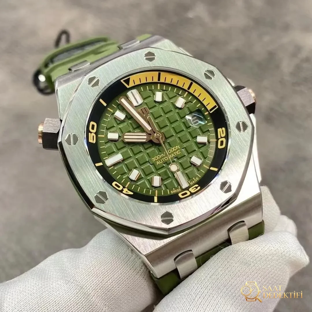 BF Factory Audemars Piguet AP15720 gri/mavi/yeşil kadranlı yeni replika saat - Fosfor ve Super-LumiNova Gece Görünümü