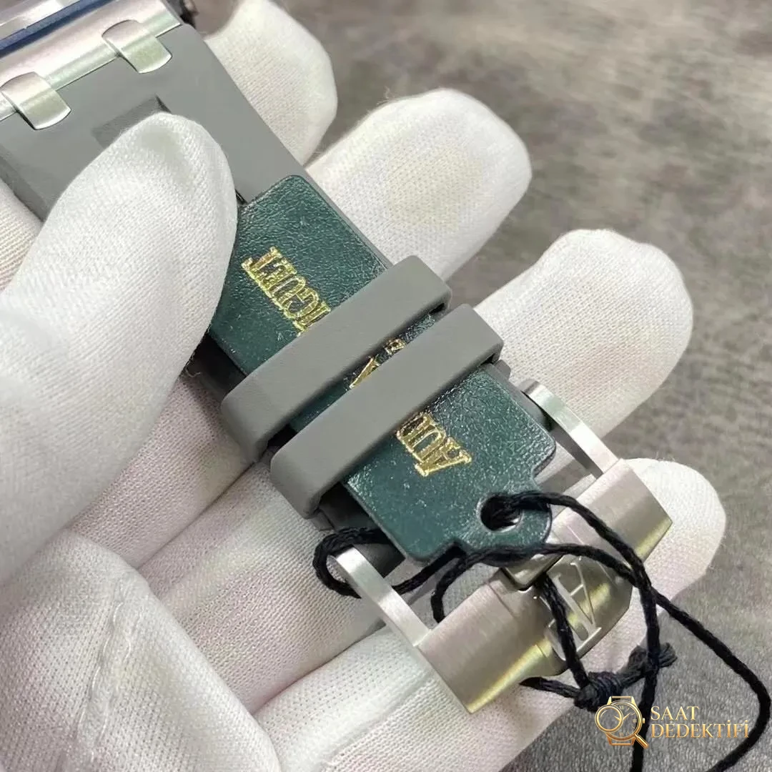 BF Factory Audemars Piguet AP15720 gri/mavi/yeşil kadranlı yeni replika saat - Arka Kapak Gravür ve Seri Numarası