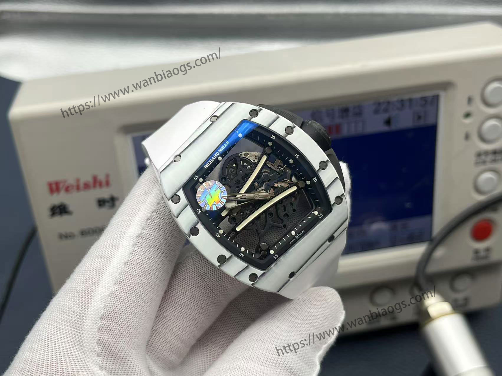Bilek üstünde mekanik estetiğin yeni zirvesi! ZF'nin yeni ürünü Richard Mille RM061 çarpıcı bir şekilde geliyor — 2. fotoğraf