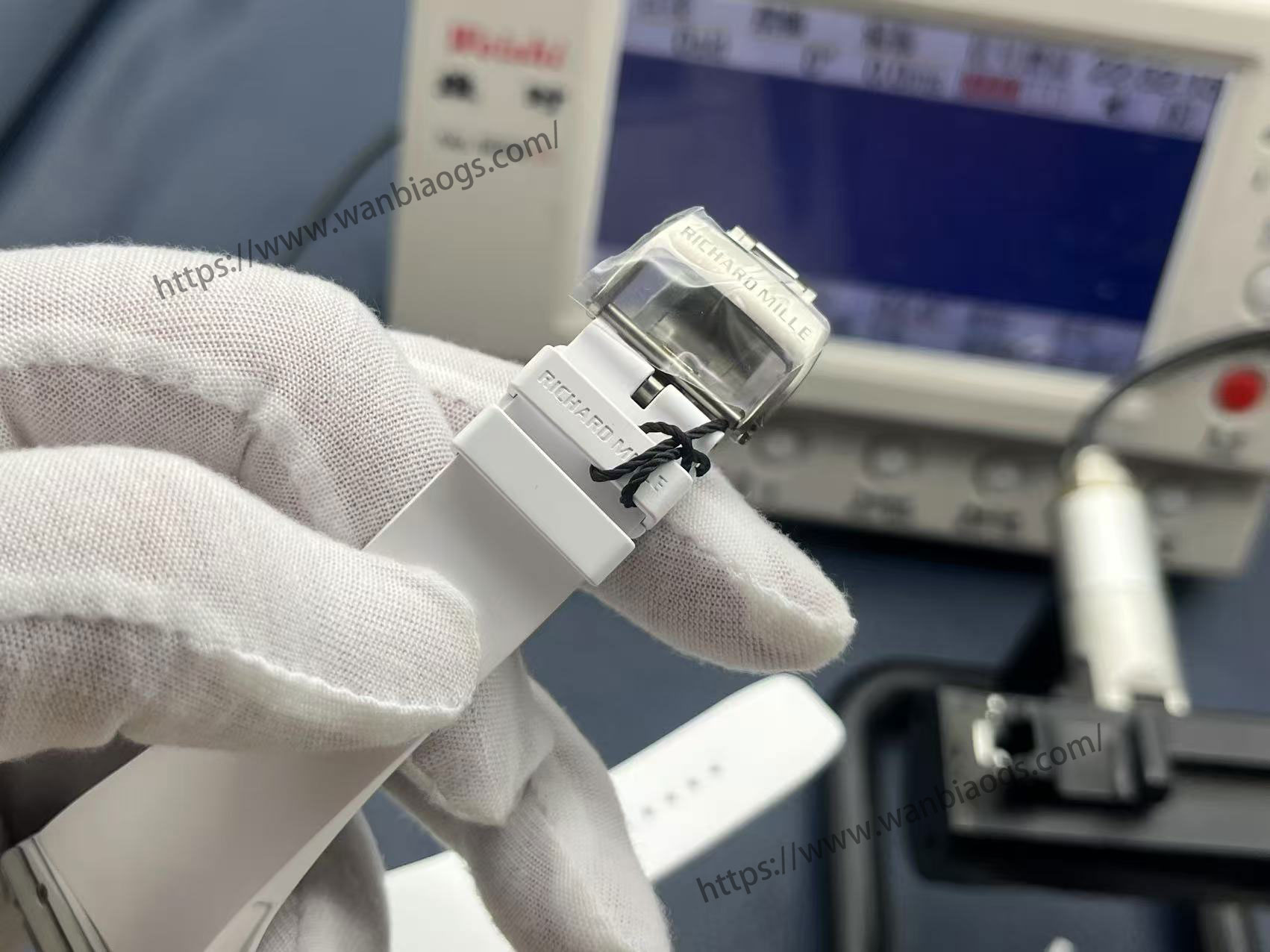 Bilek üstünde mekanik estetiğin yeni zirvesi! ZF'nin yeni ürünü Richard Mille RM061 çarpıcı bir şekilde geliyor — 10. fotoğraf