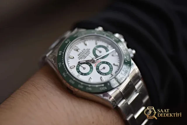 Replika Rolex 116520LV Kol Üstü Çekim