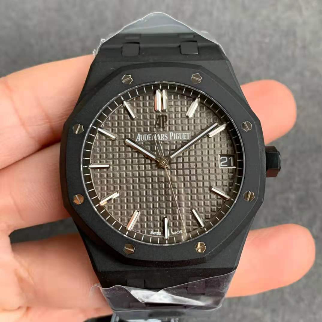 Audemars Piguet 15500 DLC Gri