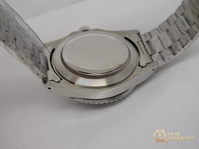 Replika Rolex 1680 Kasa Arkası