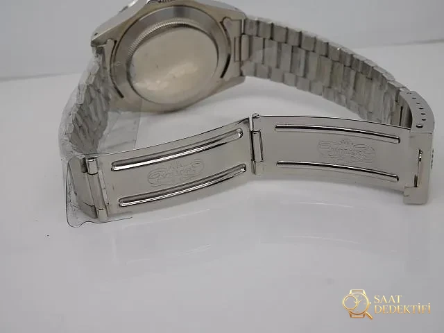 Replika Rolex 1680 Kapama Tokası