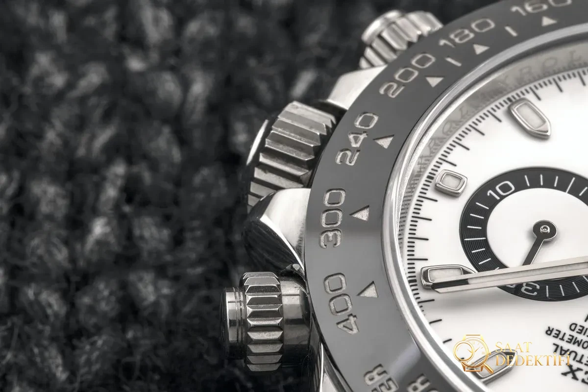 BT Factory Rolex Daytona 4130 mekanizmasının detaylı incelemesi; Clean ve N Factory ile karşılaştırma, hangisini seçmeli? - Arka Kapak ve Mekanizma Detayı