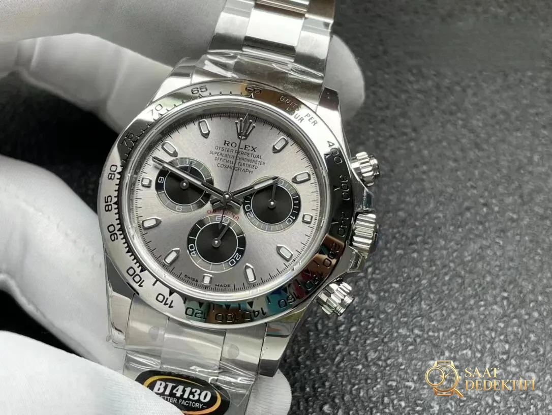 BT Factory Rolex Daytona Beyaz Altın Çimento Grisi vs Clean: Hangisi Daha İyi? - Arka Kapak ve Mekanizma Detayı