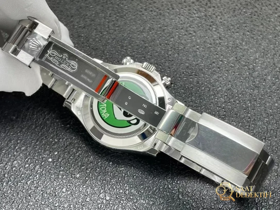 BT Factory Rolex Daytona Beyaz Altın Çimento Grisi vs Clean: Hangisi Daha İyi? - Fosfor ve Super-LumiNova Gece Görünümü