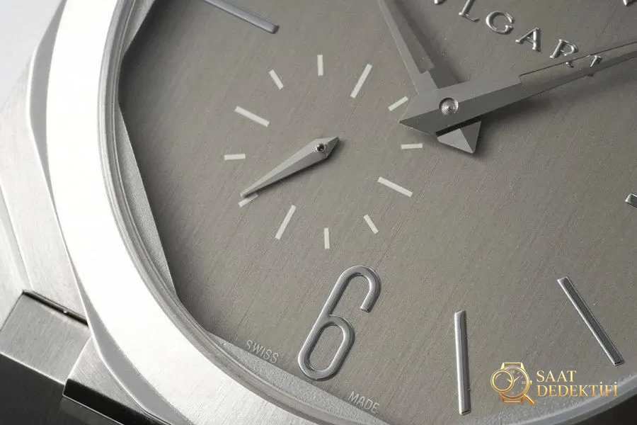 BV Factory Bulgari Octo Finissimo serisi (gri kadran) ultra ince kol saati incelemesi - Arka Kapak ve Mekanizma Detayı