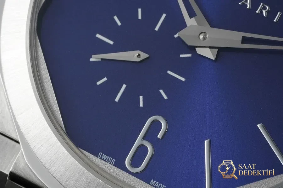 BV Factory Bulgari Octo Finissimo serisi (mavi kadran) ultra ince saat incelemesi - Arka Kapak ve Mekanizma Detayı