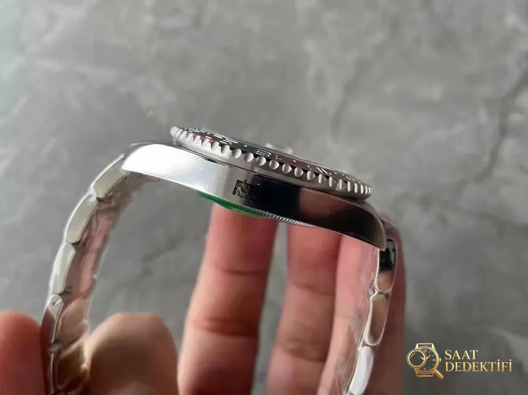 C+ fabrikası Rolex GMT kola bezelli göktaşı kadranlı 3285 mekanizmalı model: Fonksiyonlar birebir tutacak mı? - Cam Yansıma Önleyici (AR) Kaplama