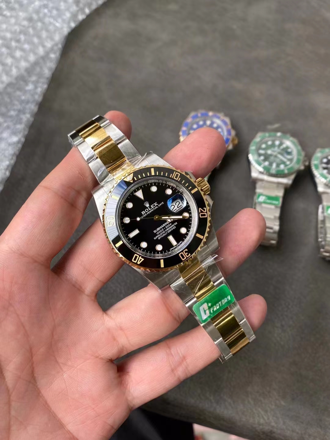 C+ Factory Two Tone Submariner Hakkında — 14. fotoğraf