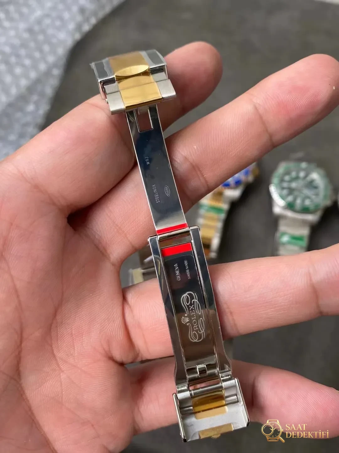C+ Factory Two Tone Submariner Hakkında - Cam Yansıma Önleyici (AR) Kaplama