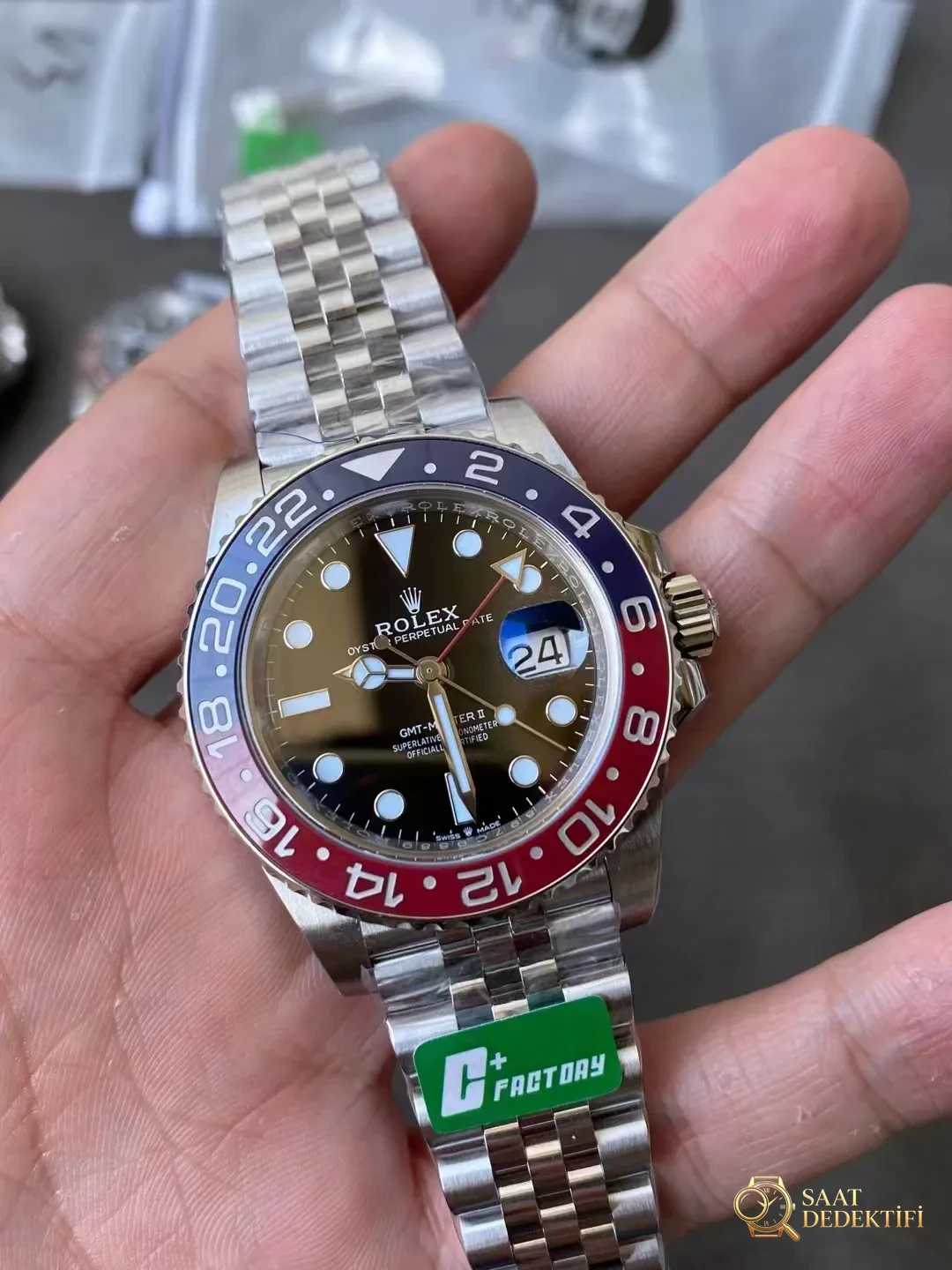 C+ Replika Rolex GMT-Master Mavi Kırmızı