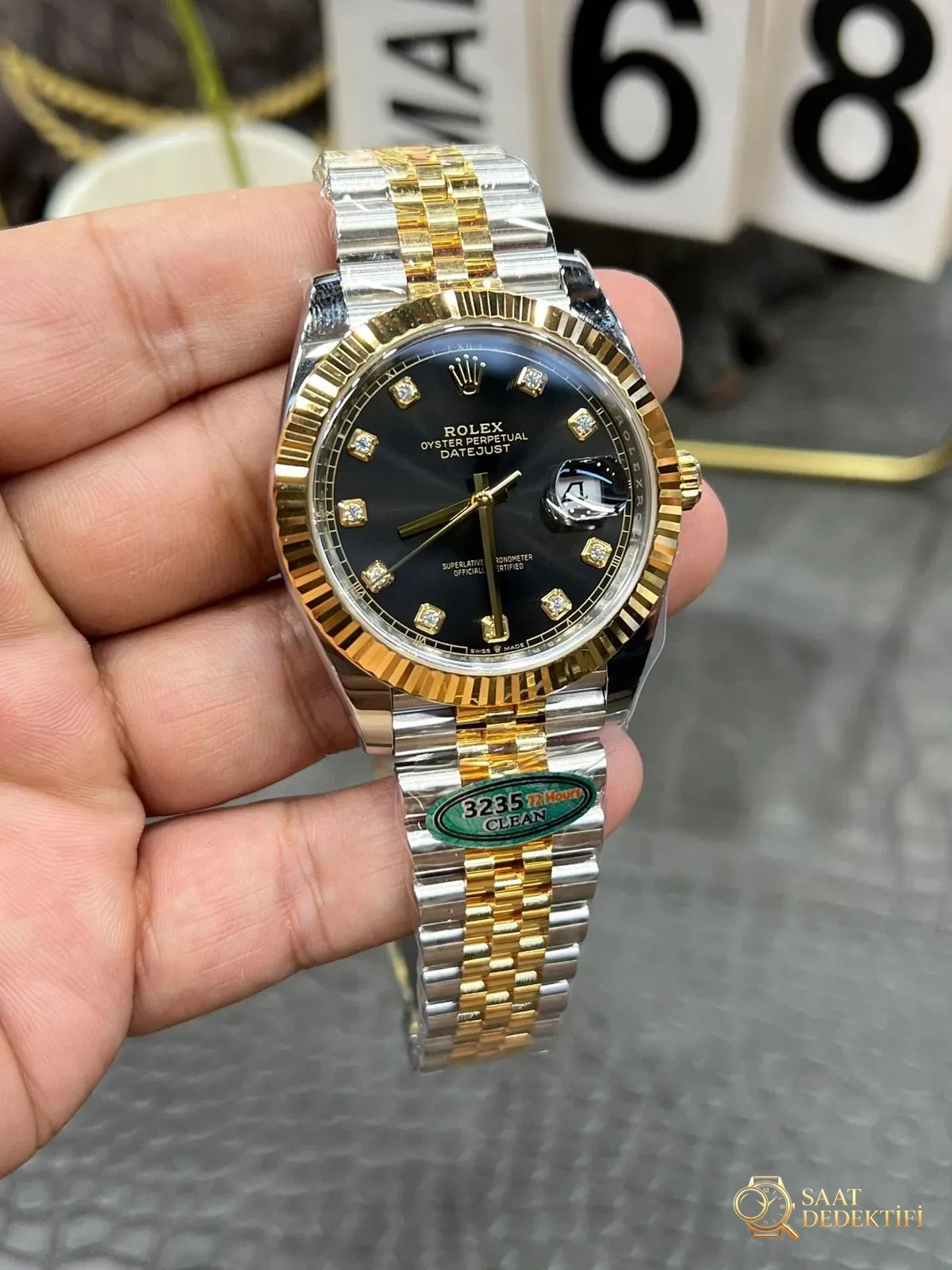 C Rolex Datejust serisi / 41 mm iki renkli altın siyah elmas kadran / Shanghai 3235 tabanlı Dandong tam otomatik mekanizma - Kasa Profili ve Kurma Kolu İncelemesi