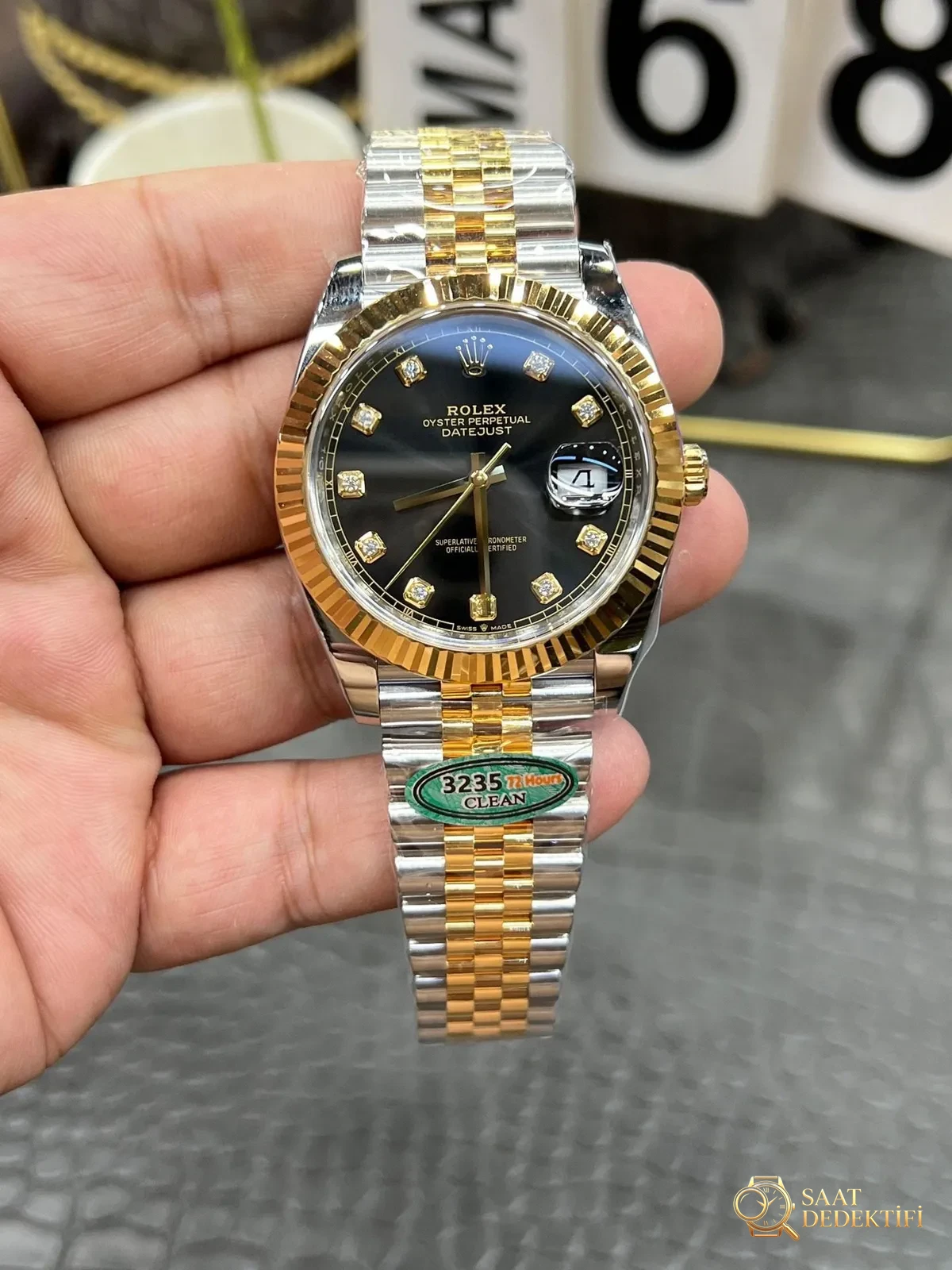 C Rolex Datejust serisi / 41 mm iki renkli altın siyah elmas kadran / Shanghai 3235 tabanlı Dandong tam otomatik mekanizma - Arka Kapak ve Mekanizma Detayı