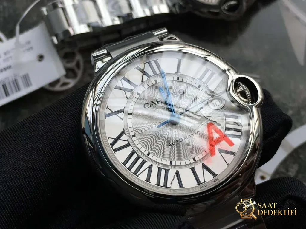 Cartier Ballon Bleu hangi fabrikada daha iyi? V6 Factory mı yoksa AF mi? - Kadran Detayı ve Bezel İşçiliği