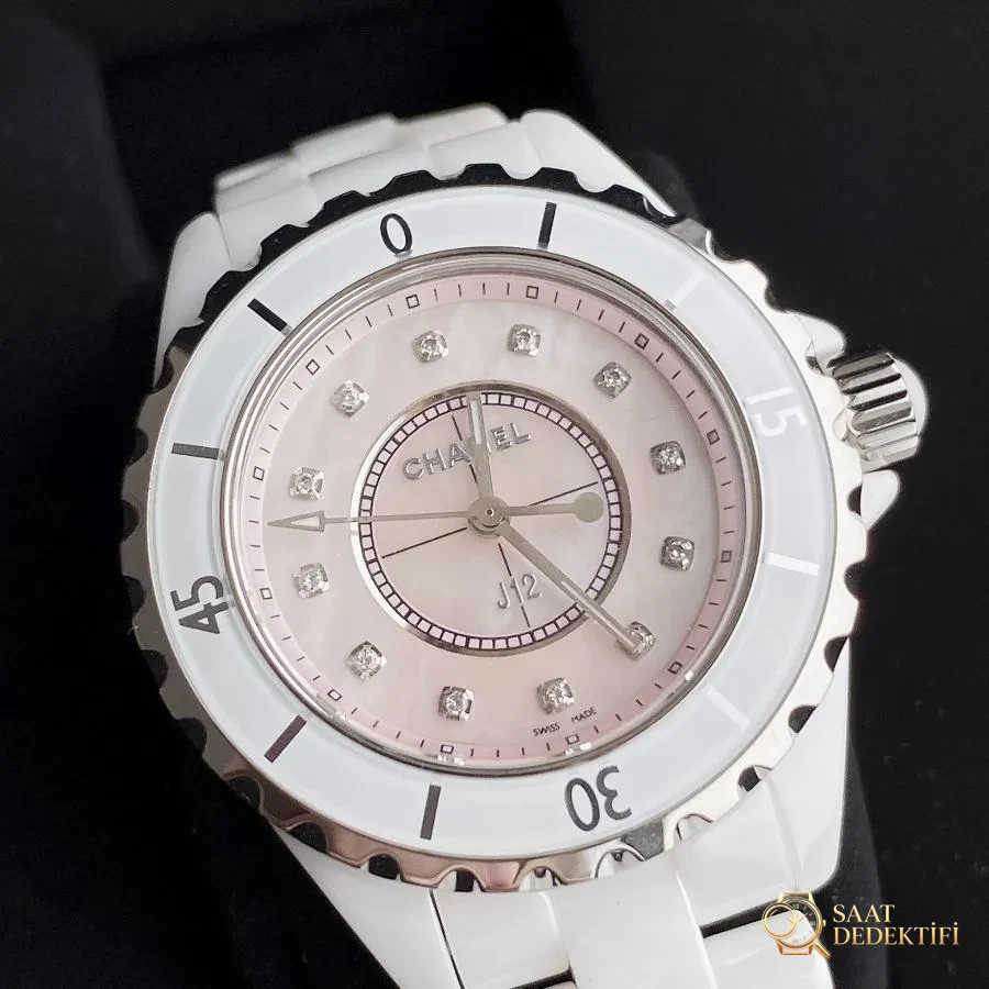CHANEL J12 Elmas Taşlı Beyaz Kadın Kol Saati İncelemesi - Kadran Detayı ve Bezel İşçiliği