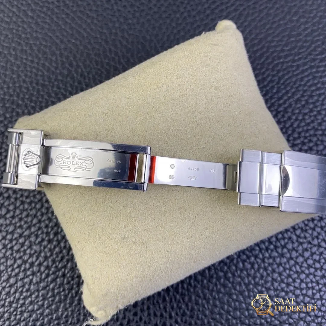 Clean beyaz altın Yacht-Master 226659, orijinaline göre kaç gram fark ediyor? - Fosfor ve Super-LumiNova Gece Görünümü