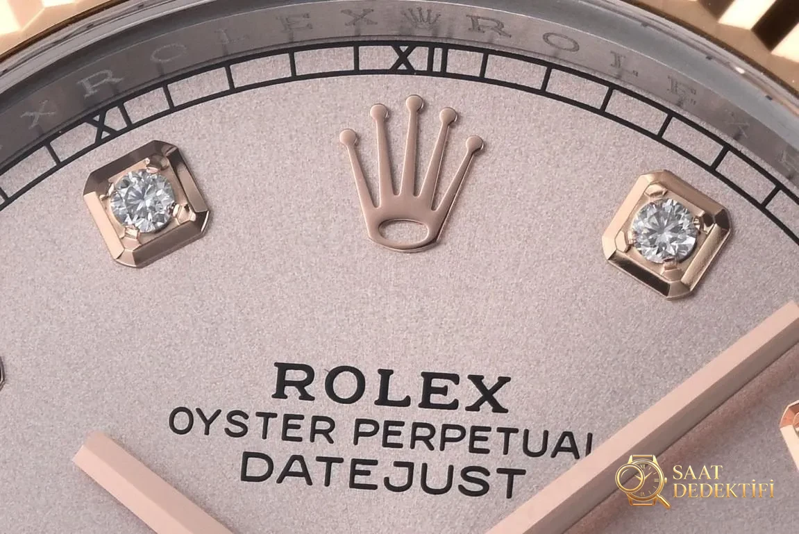 CLEAN Fabrikası 41 mm Two-Tone Datejust: Göz Alıcı Yeni Model - Mekanizma Regülatör ve Sapma Ayar Bloğu