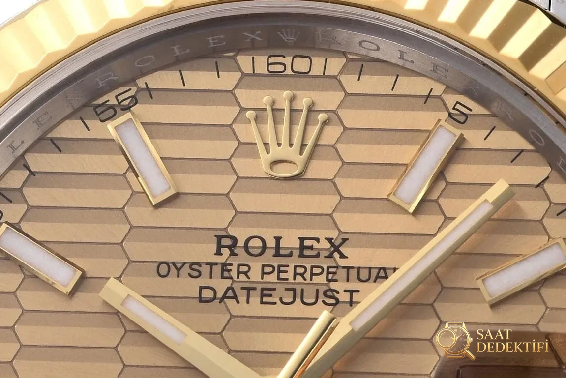 CLEAN Fabrikası 41 mm Two-Tone Datejust: Göz Alıcı Yeni Model - Fosfor ve Super-LumiNova Gece Görünümü