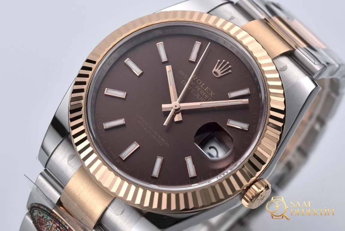 [CLEAN Factory 2025 öne çıkan öneri]Rolex 126334 Datejust kol saati, üstün işçilikle klasiği yeniden yorumluyor! - Arka Kapak ve Mekanizma Detayı