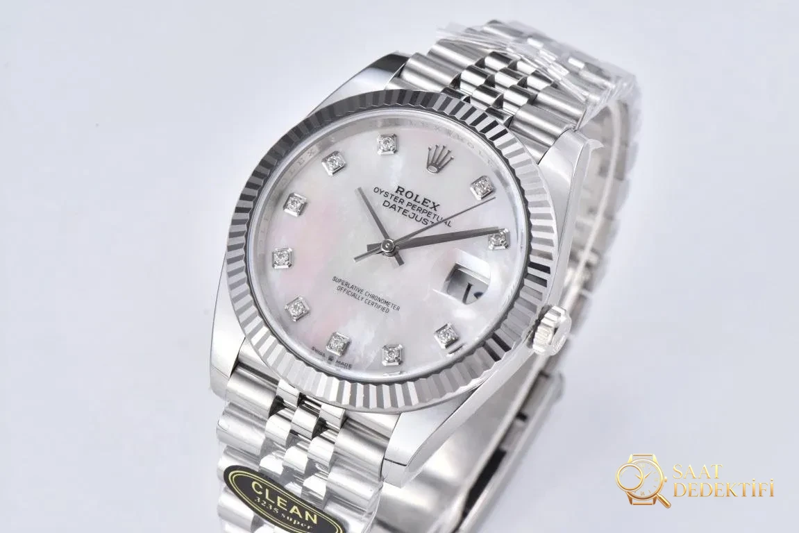 [CLEAN Factory 2025 öne çıkan öneri]Rolex 126334 Datejust kol saati, üstün işçilikle klasiği yeniden yorumluyor! - Bilek Üzerinde Duruş ve Ergonomi