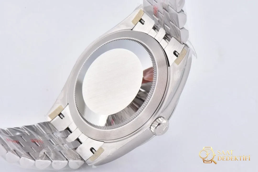 [CLEAN Factory 2025 öne çıkan öneri]Rolex 126334 Datejust kol saati, üstün işçilikle klasiği yeniden yorumluyor! - Kasa Arka Yivleri ve Sızdırmazlık Contası