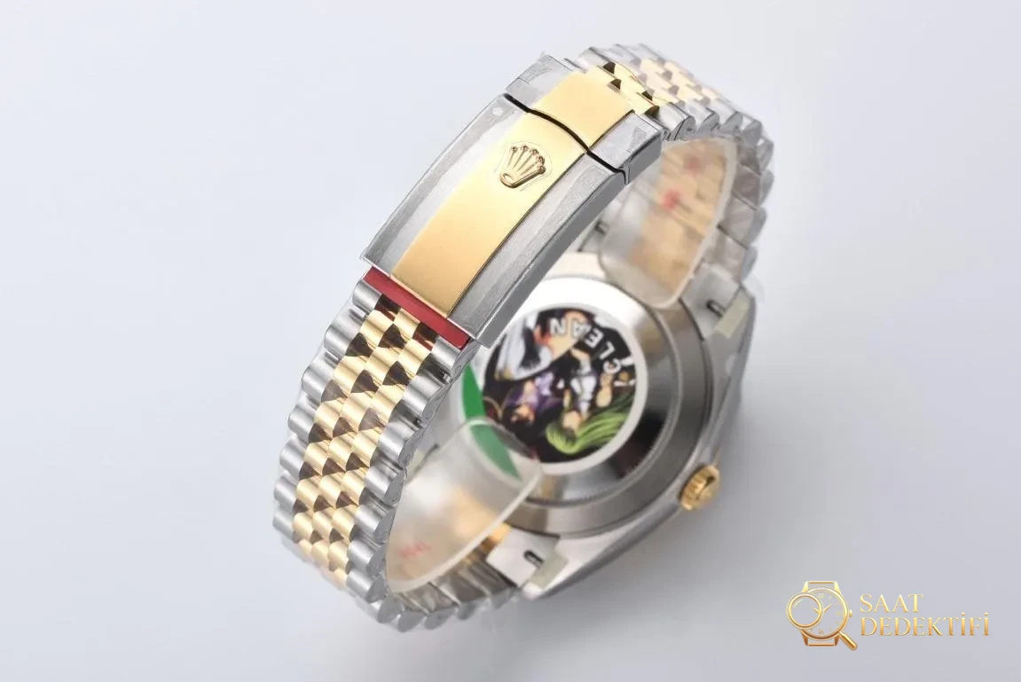 [CLEAN Factory 2025 öne çıkan öneri]Rolex 126334 Datejust kol saati, üstün işçilikle klasiği yeniden yorumluyor! - Arka Safir Cam Altında Kalibre Detayı