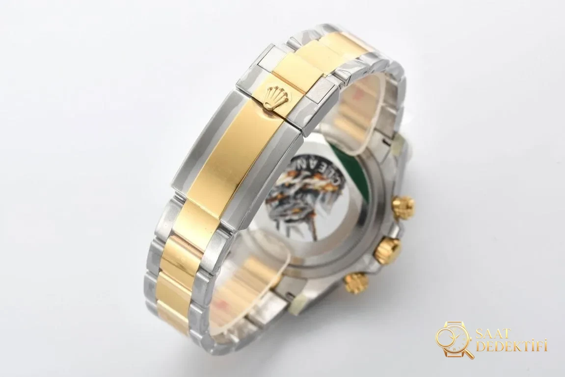 [Clean Factory 2025 Yılın Çalışması | Rolex Daytona 4131 mekanizma «Victoria Beckham modeli» gerçek-replika karşılaştırması nihai analizi] - Kadran Tipografisi ve Yazı Kabartmaları